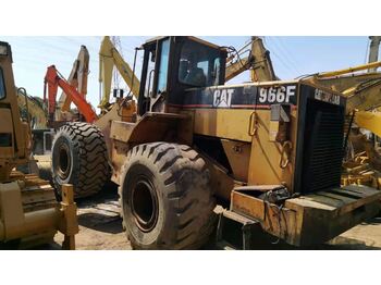 Încărcător frontal pe pneuri CATERPILLAR 966F