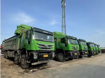 Leasing de Iveco 8x4 dumptruck Iveco 8x4 dumptruck: Foto 3