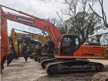 Excavator pe şenile DOOSAN DX300