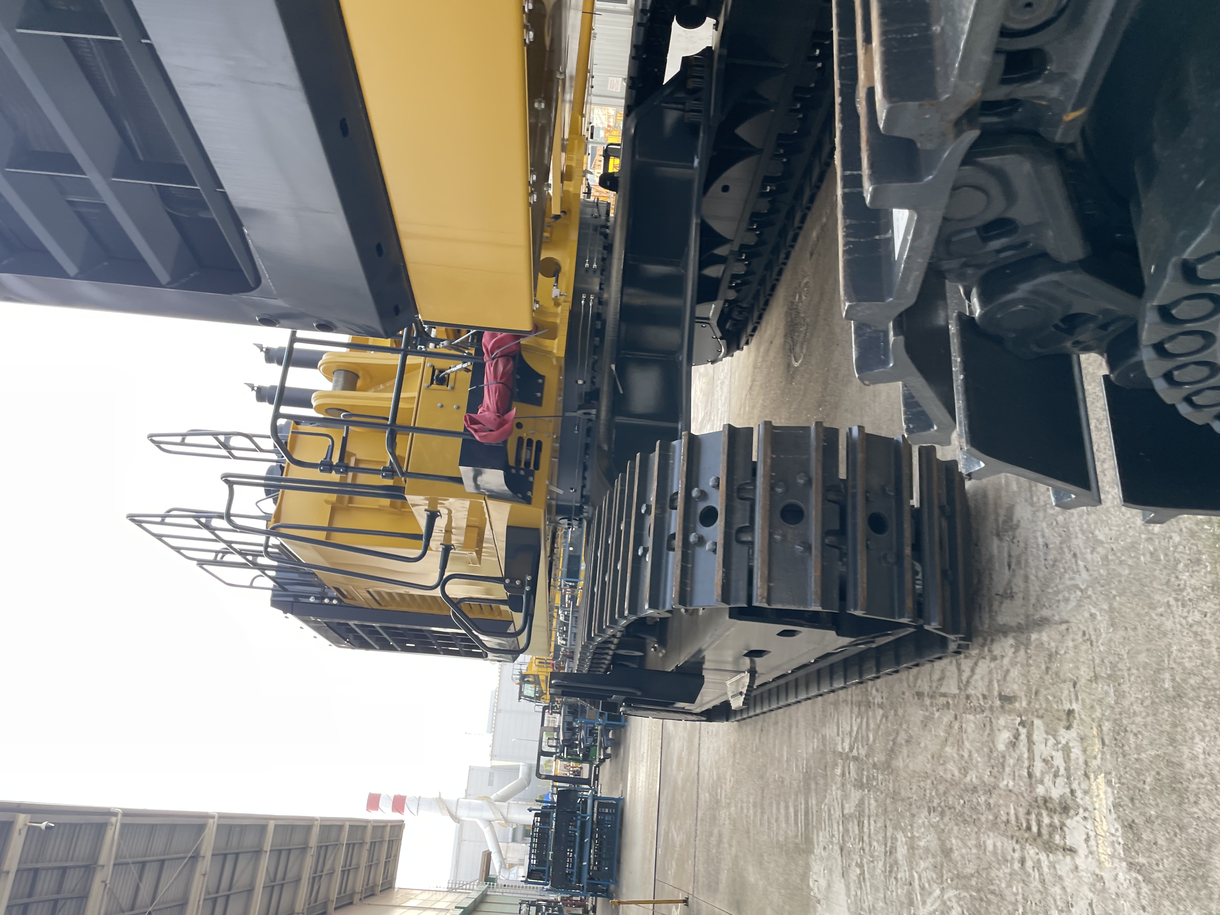 Excavator pe şenile KOMATSU