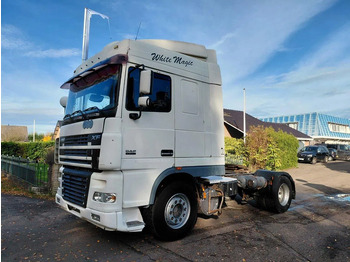 Cap tractor DAF XF 95 430