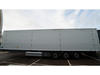 Semiremorcă cu podea culisantă KNAPEN