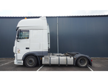 Cap tractor DAF XF 480