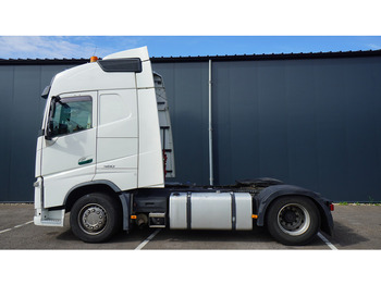 Cap tractor VOLVO FH 460