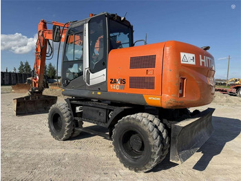 Excavator pe roţi HITACHI ZX140W