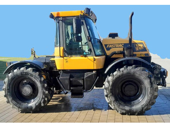 Tractor agricol JCB