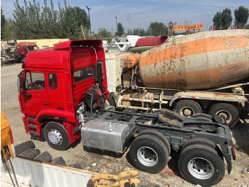 Cap tractor SINOTRUK HOWO
