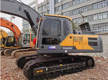 Excavator pe şenile VOLVO EC210