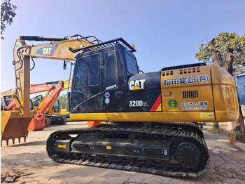 Excavator pe şenile CATERPILLAR 320D2