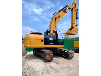 Excavator pe şenile CATERPILLAR 320D2