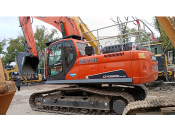 Excavator pe şenile DOOSAN DX225LCA