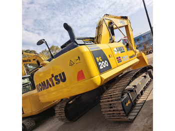 Excavator pe şenile KOMATSU PC200-8
