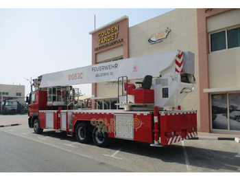 Autospeciala de stins incendii Mercedes-Benz Actros 3332 6x4 Manlift Truck: Foto 2