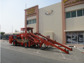 Maşina de forat tuneluri TAMROCK