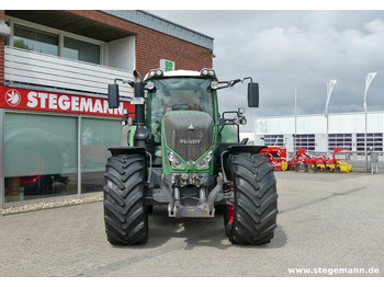 Tractor agricol FENDT 826 Vario