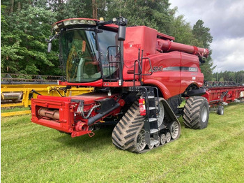 Combină de recoltat cereale CASE IH
