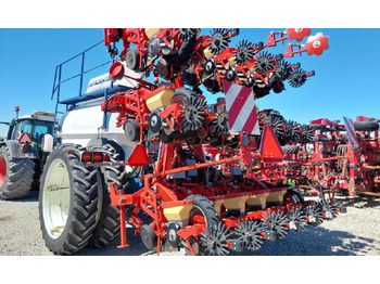 : fotografie din antet