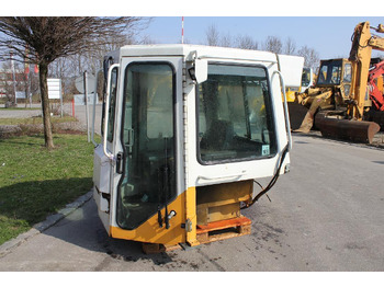 Cabină LIEBHERR