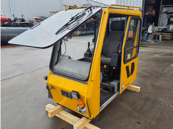 Cabină pentru Automacara Grove GMK 3050 operators cab: Foto 5