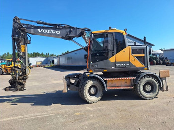 Excavator pe roţi VOLVO EWR150E