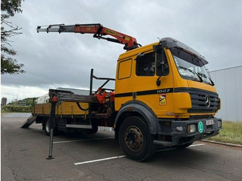 Camion cu macara MERCEDES-BENZ