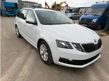 Mașină break ŠKODA