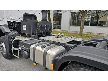 Cap tractor nou MERCEDES-BENZ Actros 3340 S 6x4 ADR Euro 3 Tractor Head: Foto 5