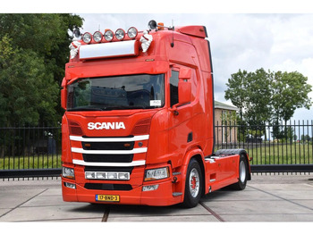 Cap tractor SCANIA R 450