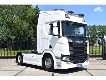 Cap tractor SCANIA R 520