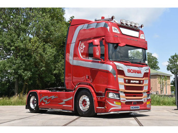 Cap tractor SCANIA R 650