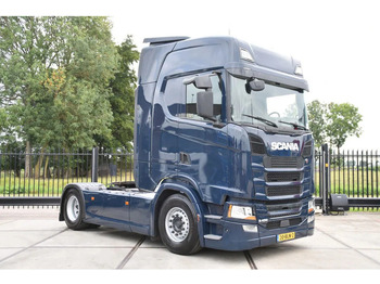 Cap tractor SCANIA S 450