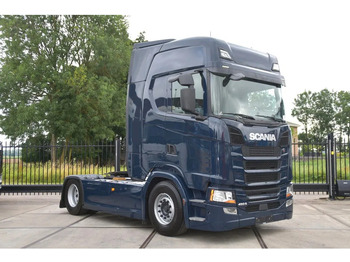 Cap tractor SCANIA S 450