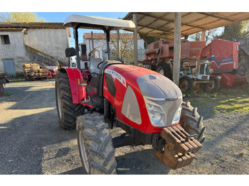 Tractor agricol