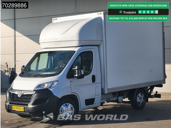 Autoutilitară box OPEL