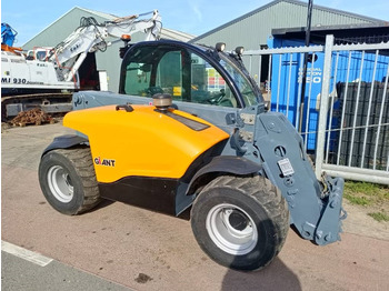 Stivuitor telescopic GIANT