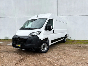 Dubă PEUGEOT Boxer