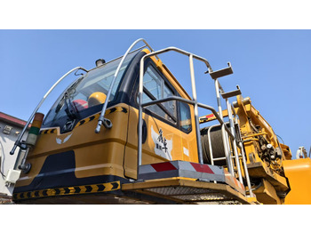 Macara tot teren XCMG Factory XCA550 Hydraulic Jib Cranes 55Ton Used All Terrain Crane Price List: Foto 4 Macara tot teren XCMG Factory XCA550 Hydraulic Jib Cranes 55Ton Used All Terrain Crane Price List: Foto 4