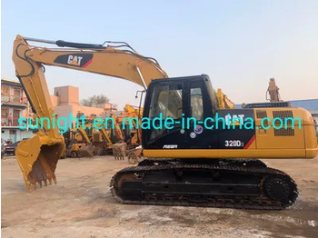 Excavator pe şenile CATERPILLAR 320B