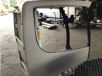 Cabină și interior LIEBHERR