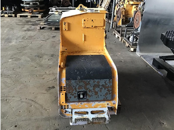 Rezervor combustibil Liebherr Fuel Tank: Foto 2 Rezervor combustibil Liebherr Fuel Tank: Foto 2