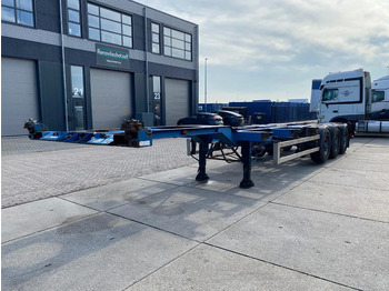 Semiremorcă transport containere/ Swap body Renders Container chassis / Mercedes + Disc / 1x Lift Axle / 1x Extendable: Foto 4