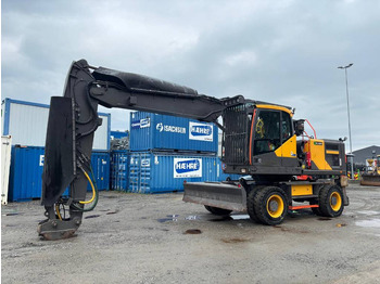 Excavator pe şenile VOLVO