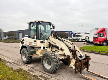 Încărcător frontal pe pneuri Schaeff Terex SKS 634: Foto 3