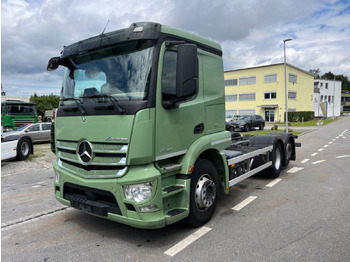 Camion şasiu MERCEDES-BENZ Actros 2543