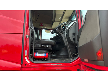 Cap tractor VOLVO FH: Foto 5