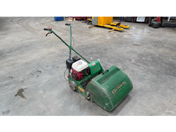 Maşină de tuns iarba