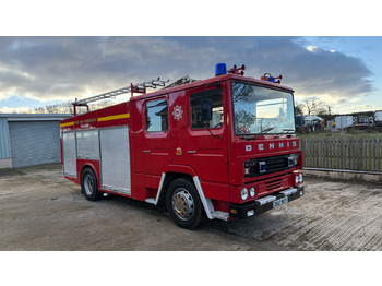 Autospeciala de stins incendii DENNIS