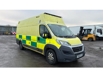 Ambulanță FIAT Ducato