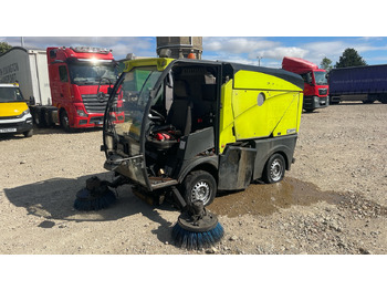 Măturătoare stradală JOHNSTON