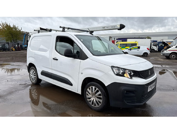 Autoutilitară compactă PEUGEOT Partner